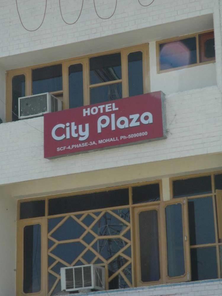 Oyo 4601 City Plaza Mohali Exterior foto